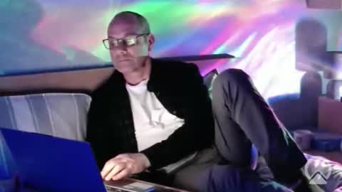 Snapshot of johnpevans chatting on 28, 2, 2026 johnpevans online show from 28, 2, 2026