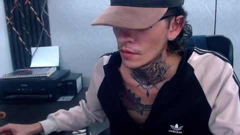 Snapshot of johnsonisaac94_ chatting on 4, 2, 2025 johnsonisaac94  online show from 4, 2, 2025