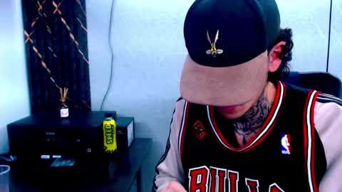 Snapshot of johnsonisaac94_ chatting on 22, 2, 2025 johnsonisaac94  online show from 22, 2, 2025