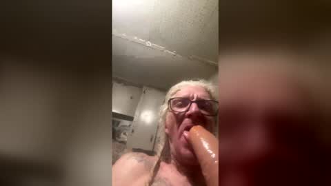 johnturtle247420 online show from 11, 2, 2026