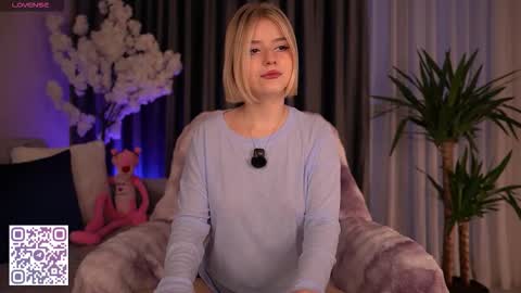 Paula online show from 14, 11, 2025