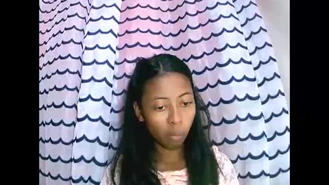 Snapshot of joliekah27 chatting on 12, 9, 2025 joliekah27 online show from 12, 9, 2025