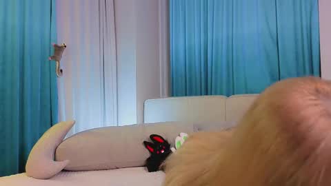 Viola online show from 10, 11, 2025