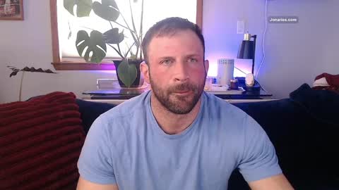 Snapshot of jonariesxxx chatting on 2, 3, 2026 Jon Aries online show from 2, 3, 2026