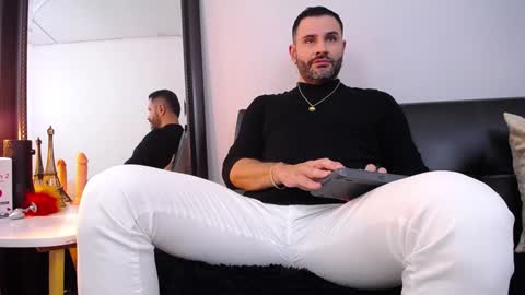  JONAS BEARD  online show from 14, 1, 2025