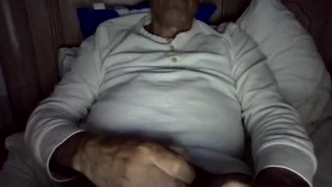 John loves pussy online show from 24, 5, 2026