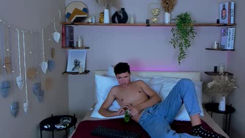 Snapshot of jonny_dark chatting on 11, 10, 2025 Jonny online show from 11, 10, 2025