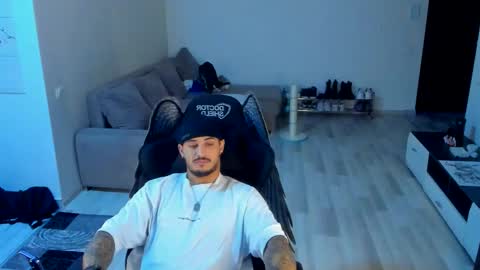 jonnyporn1 online show from 23, 10, 2025