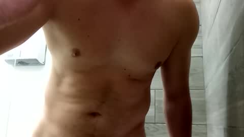 Snapshot of jorchuck1919este chatting on 1, 11, 2025 jorchuck1919este online show from 1, 11, 2025