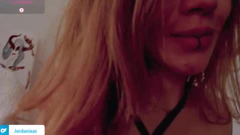 Snapshot of jordaniaa_ chatting on 29, 9, 2025 Megan  OF Jordaniaas online show from 29, 9, 2025