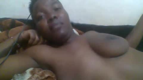 Snapshot of jos_lynn chatting on 16, 11, 2025 jos_lynn online show from 16, 11, 2025