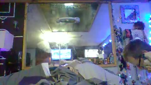 Joey  Amy online show from 20, 5, 2026