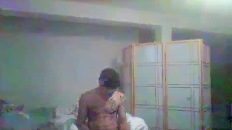 Br33z3 online show from 10, 3, 2026