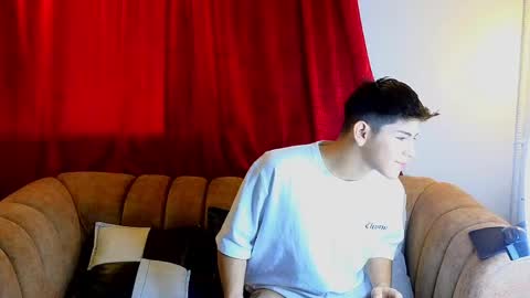 JOSETH ARIAZ online show from 24, 4, 2026