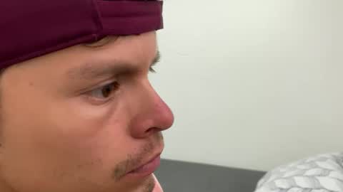 Snapshot of josheli chatting on 25, 2, 2025 Nicolas online show from 25, 2, 2025