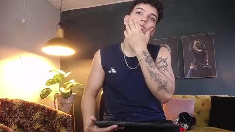 Snapshot of joshhhcomboy chatting on 29, 3, 2026 JOSHH online show from 29, 3, 2026