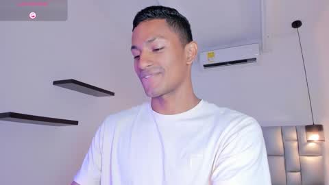 Snapshot of jossjordan chatting on 20, 11, 2025 JOSS JORDAN online show from 20, 11, 2025