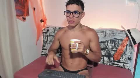 Im Jouliano online show from 24, 10, 2025