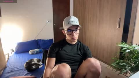 Snapshot of joulianogreco1 chatting on 4, 2, 2026 Im Jouliano online show from 4, 2, 2026