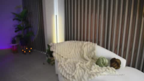 Snapshot of jovanna_smyth chatting on 16, 9, 2025 Jov online show from 16, 9, 2025