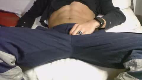 jovenduro84 online show from 25, 3, 2026