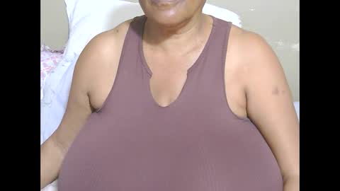 Snapshot of joycemando chatting on 22, 2, 2026 DairyQueen online show from 22, 2, 2026