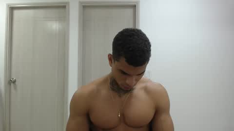 juan_gomez_1 online show from 30, 1, 2025