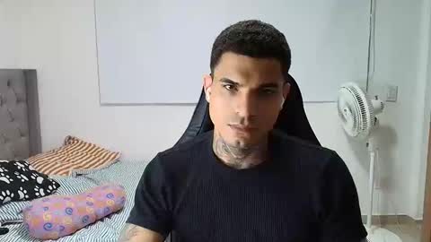juan_gomez_1 online show from 16, 1, 2026
