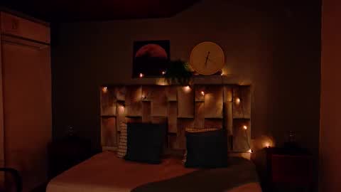 Snapshot of juanagold_ chatting on 25, 11, 2025 J U A N A online show from 25, 11, 2025