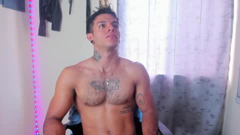 Juan Esteban online show from 14, 1, 2025