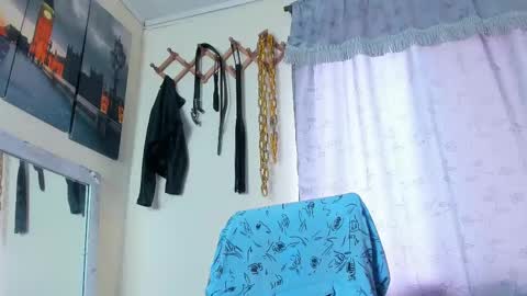 Juan Esteban online show from 13, 2, 2025