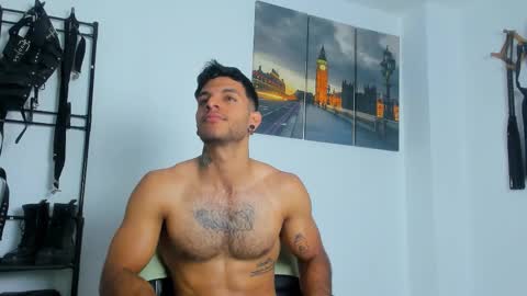 Juan Esteban online show from 19, 10, 2025