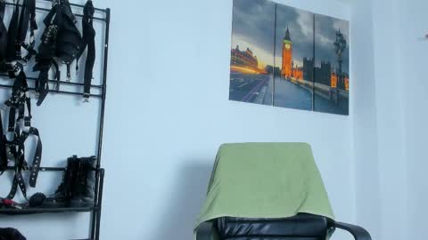 Juan Esteban online show from 30, 10, 2025