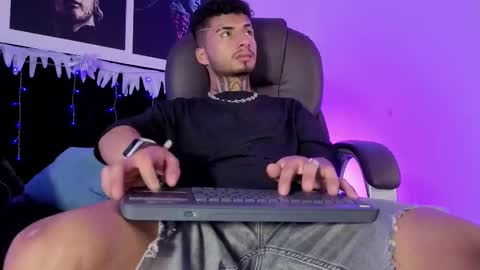 juancamilo66_ online show from 17, 12, 2025