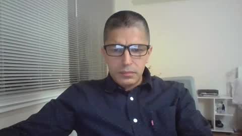 Snapshot of juanearth1 chatting on 6, 1, 2026 juanearth1 online show from 6, 1, 2026