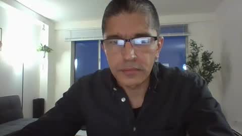 Snapshot of juanearth1 chatting on 2, 2, 2026 juanearth1 online show from 2, 2, 2026