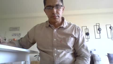 Snapshot of juanearth1 chatting on 12, 6, 2026 juanearth1 online show from 12, 6, 2026
