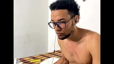 Snapshot of juanexfox chatting on 15, 4, 2026 juanexfox online show from 15, 4, 2026