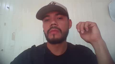 Snapshot of juanfe_style chatting on 1, 4, 2026 juanfe_style online show from 1, 4, 2026