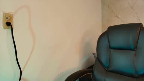 Juanita  online show from 26, 2, 2025