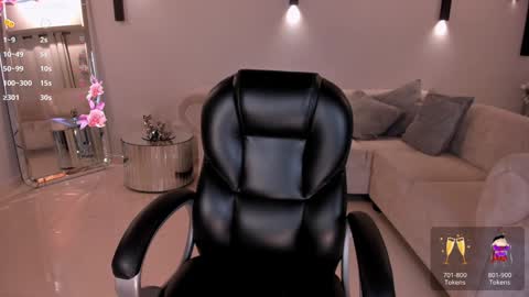 Juanita Clay online show from 18, 1, 2025