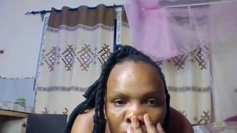 juice_petite3 online show from 23, 5, 2026