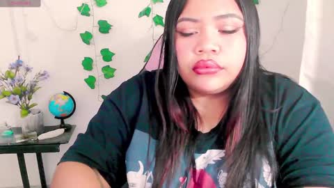 Snapshot of juicy_elenxx chatting on 19, 1, 2025 EleN online show from 19, 1, 2025