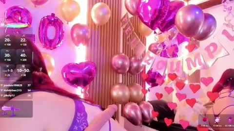 Juicy online show from 12, 3, 2025