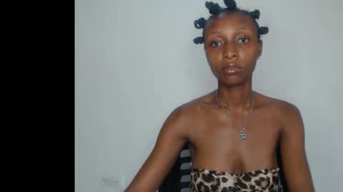 Snapshot of juicy_pinkpussy564197 chatting on 22, 2, 2026 olivia online show from 22, 2, 2026