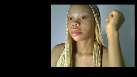 Snapshot of juicy_slut0 chatting on 19, 5, 2026 Champaign online show from 19, 5, 2026
