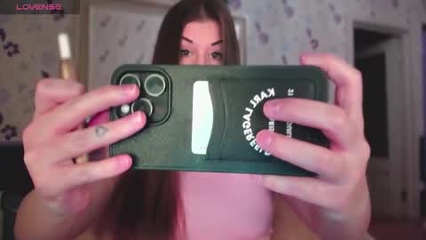 Elena online show from 6, 10, 2025