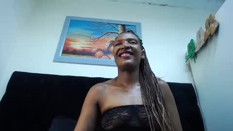 Snapshot of juicykayxxx chatting on 2, 2, 2025 Miss Kay online show from 2, 2, 2025