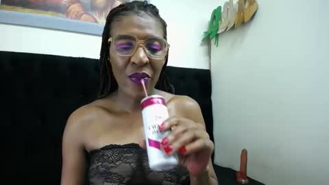 Snapshot of juicykayxxx chatting on 13, 2, 2025 Miss Kay online show from 13, 2, 2025