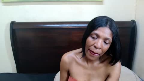 Snapshot of juicykayxxx chatting on 1, 10, 2025 Miss Kay online show from 1, 10, 2025